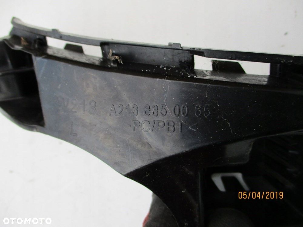 Ślizg zderzaka MERCEDES E KLASA 213 A2138850065 - 2
