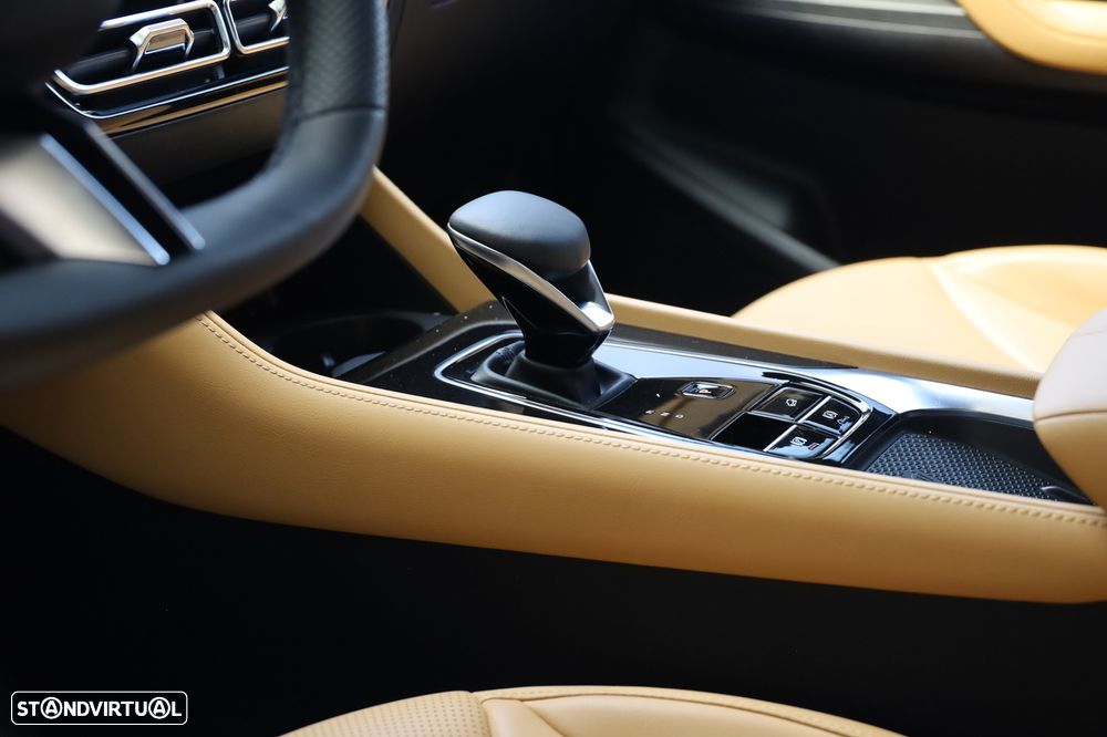 MG HS 1.5 Plug-in Hybrid Luxury - 10