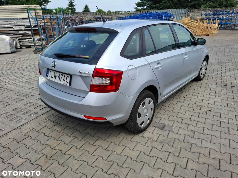 Skoda RAPID - 7