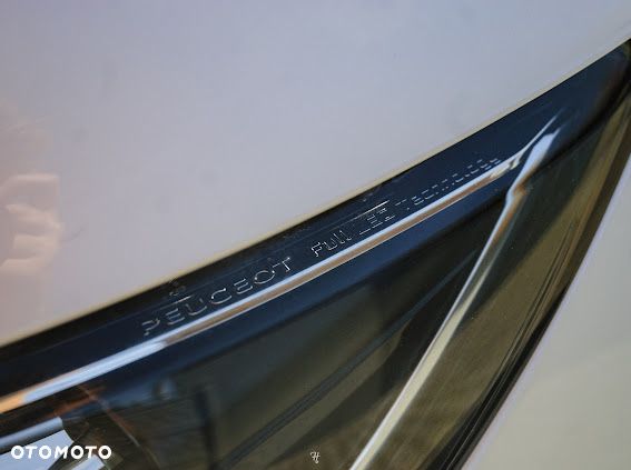 Peugeot 308 1.5 BlueHDi Allure S&S - 4