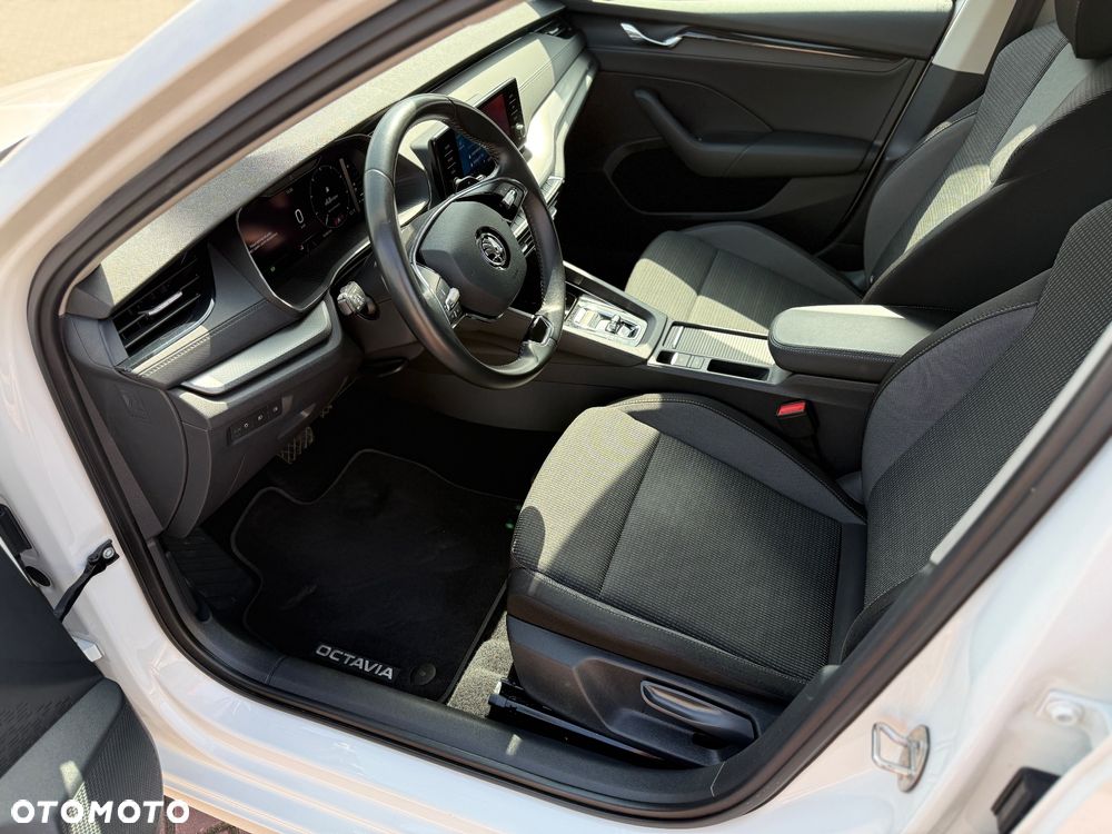 Skoda Octavia 2.0 TDI SCR Ambition DSG - 15