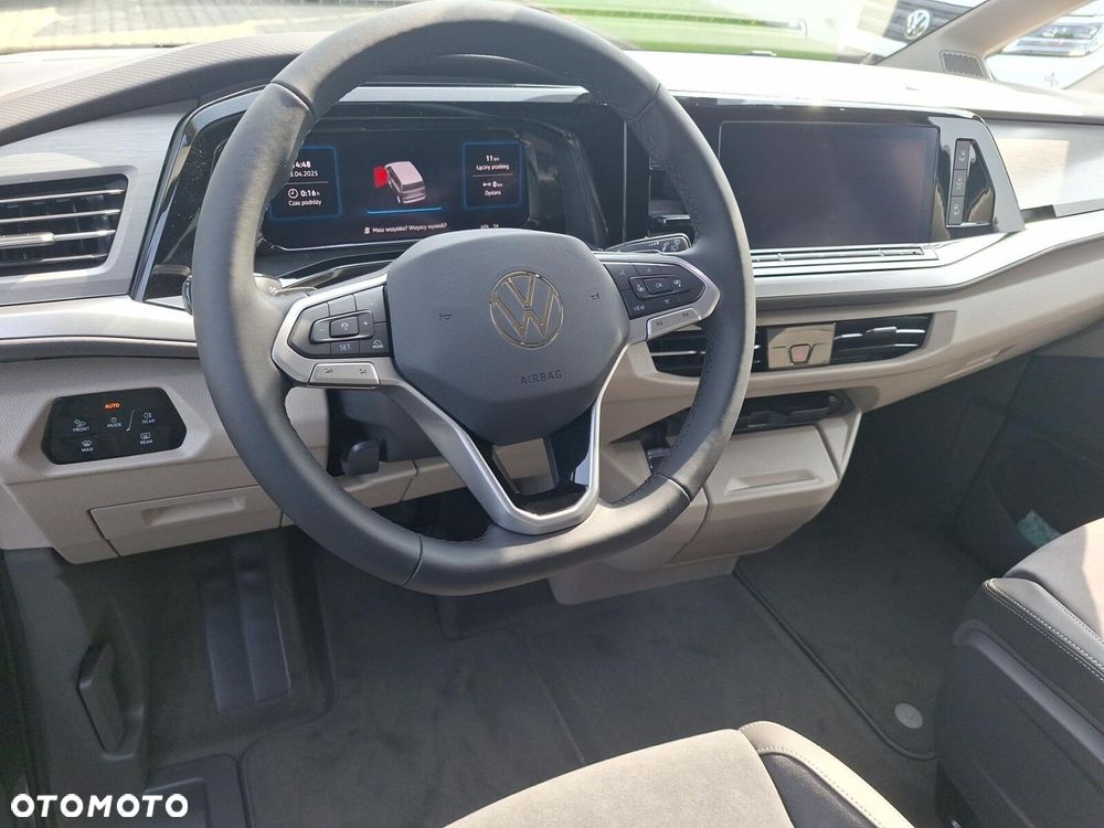 Volkswagen Multivan - 9