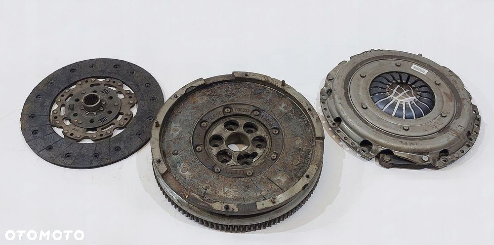 sprzęgło koło dwumasowe opel insignia a 2.0 cdti 09r 55562384 - 1