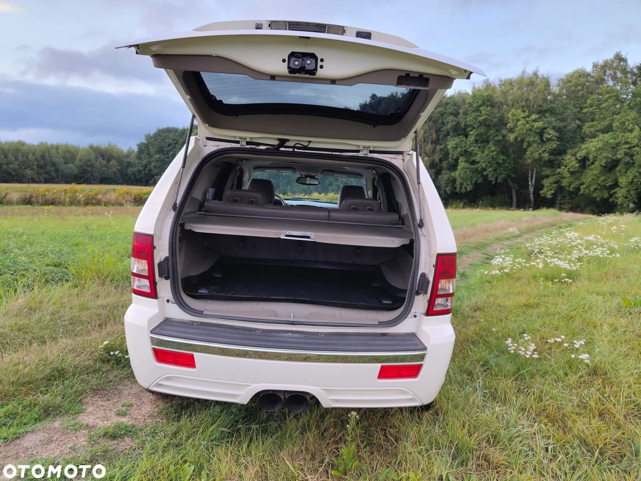 Jeep Grand Cherokee 4.7 Limited - 19