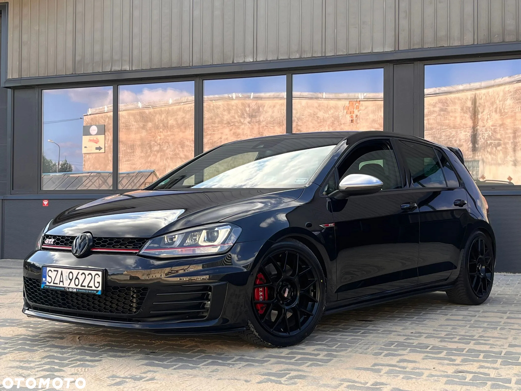 Volkswagen Golf GTI Performance BlueMotion Technology DSG - 3