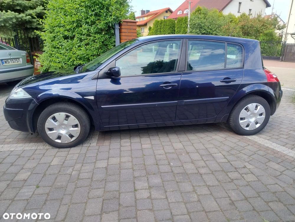 Renault Megane 1.6 Avantage - 6