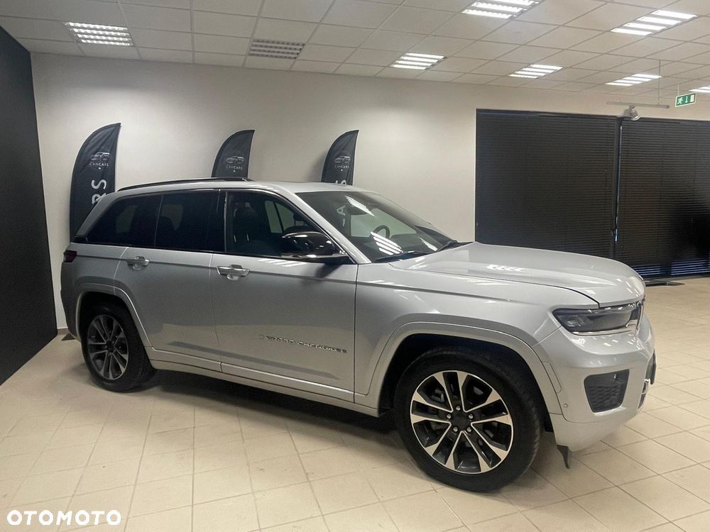 Jeep Grand Cherokee - 8