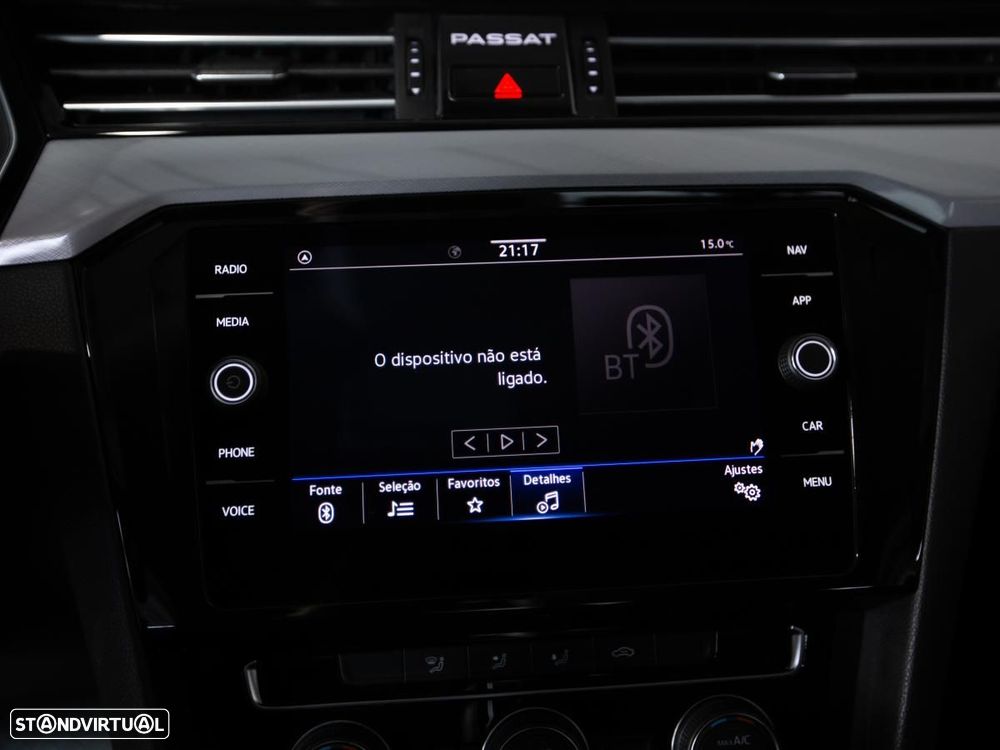 VW Passat 1.6 TDI Business DSG - 21