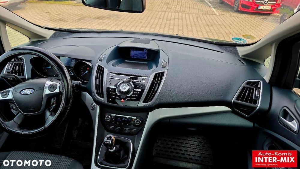 Ford Grand C-MAX - 36