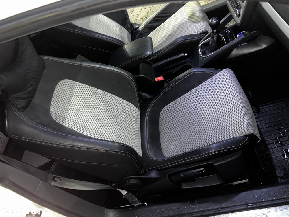 Volkswagen Scirocco - 24