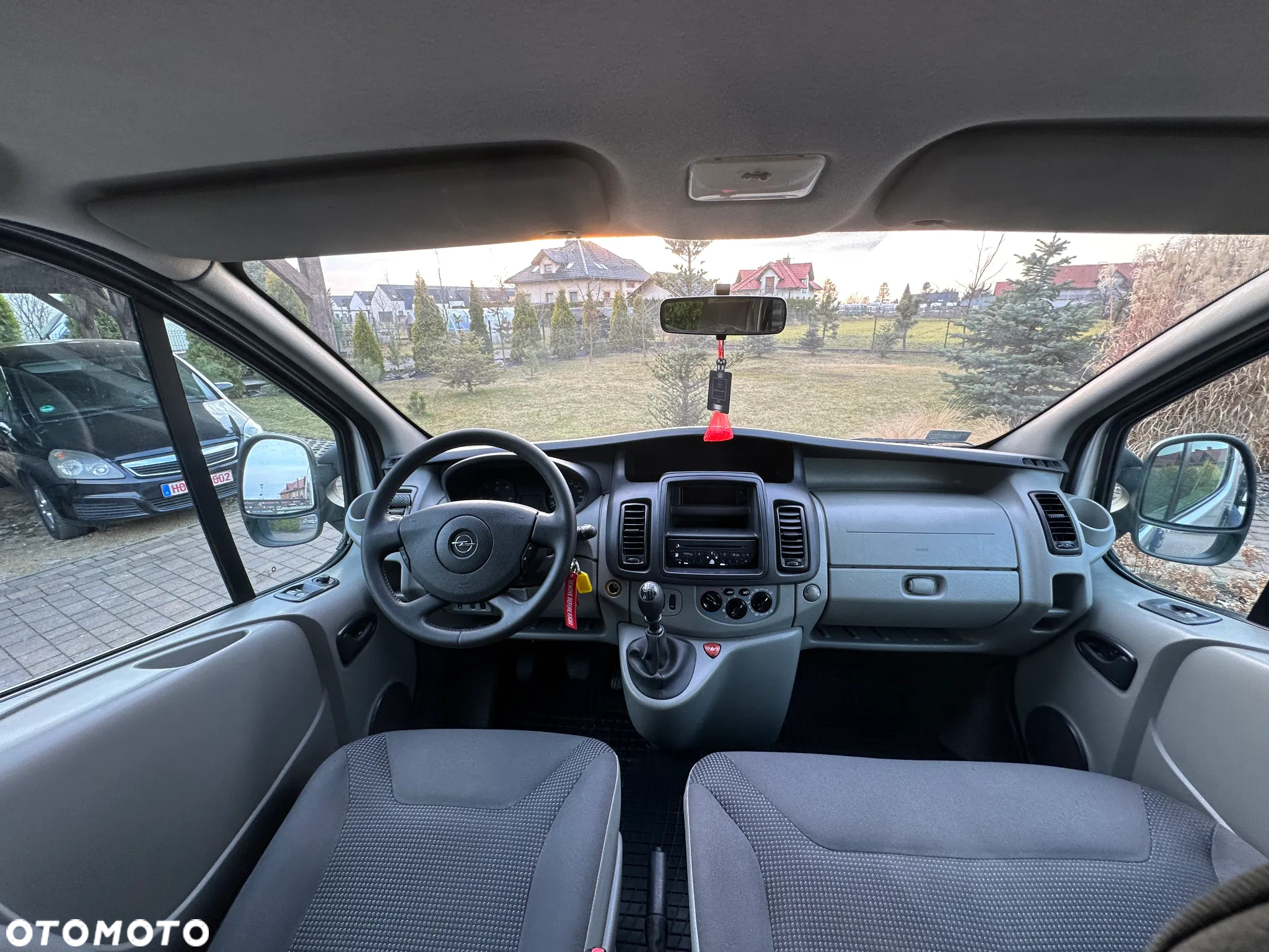 Opel Vivaro - 7