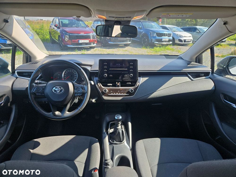 Toyota Corolla 1.6 Comfort - 11