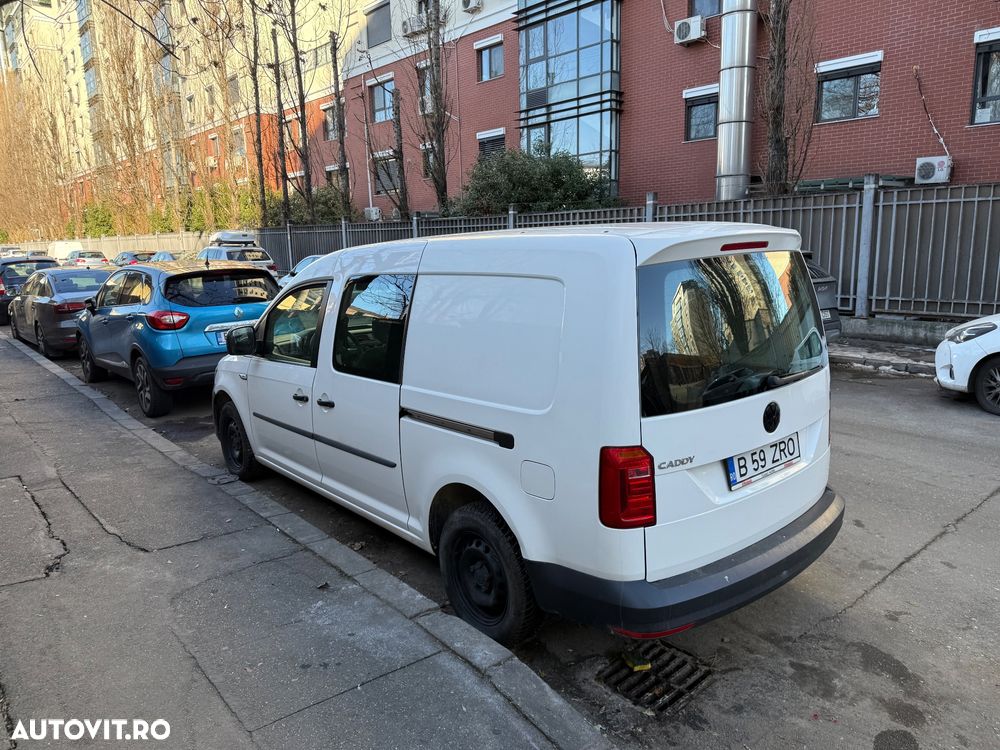 Volkswagen Caddy Maxi 2.0 TDI 75 kW Life - 9