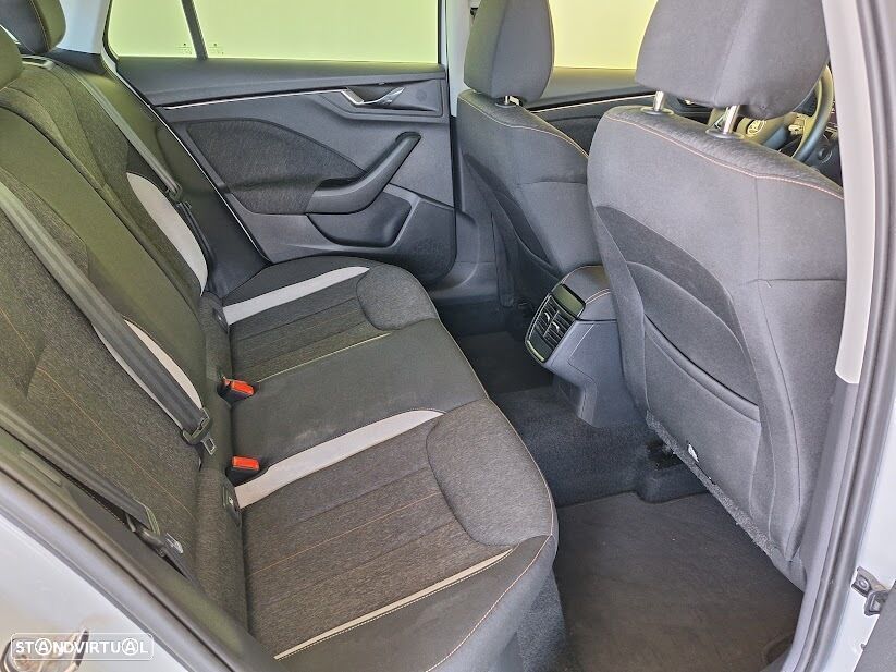Skoda Kamiq 1.0 TSI Style - 10