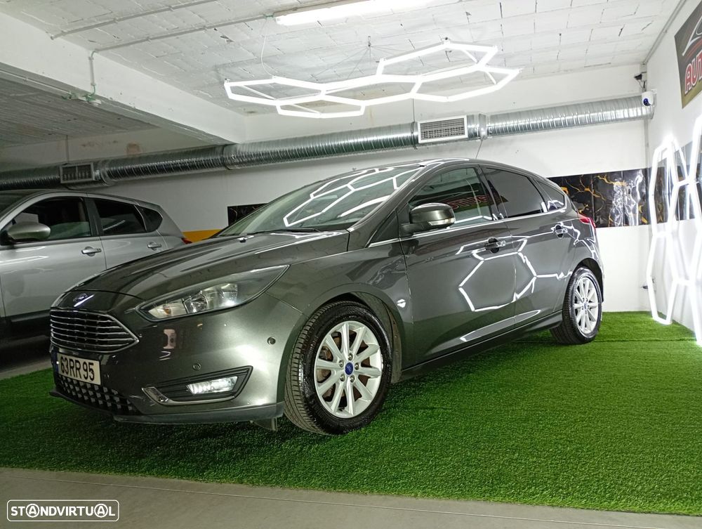 Ford Focus 1.0 SCTi ST-Line - 5