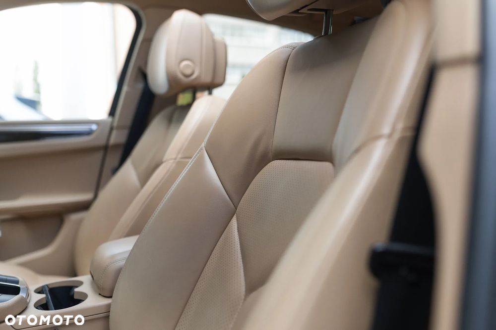 Porsche Macan Standard - 23
