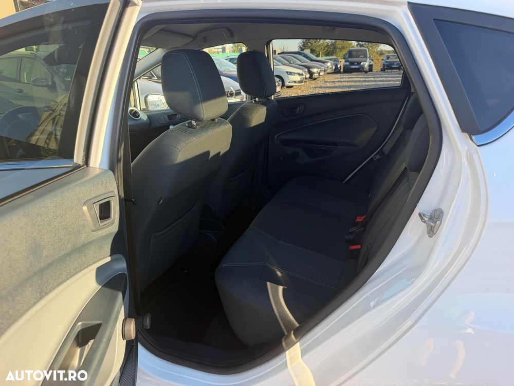 Ford Fiesta - 11