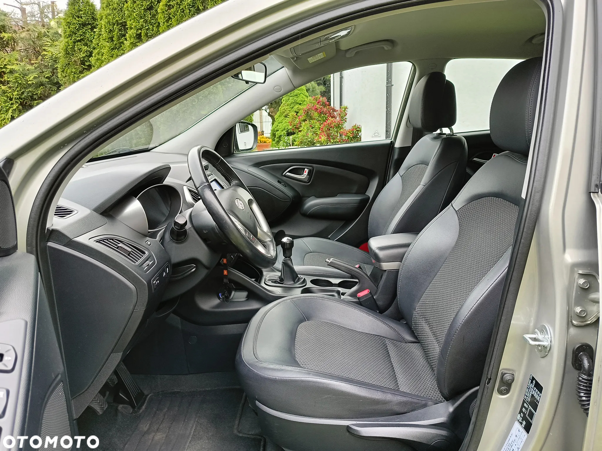Hyundai ix35 2.0 2WD Comfort - 24