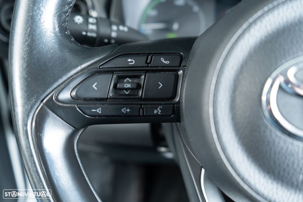 Toyota Yaris 1.5 HDF Comfort Plus - 24