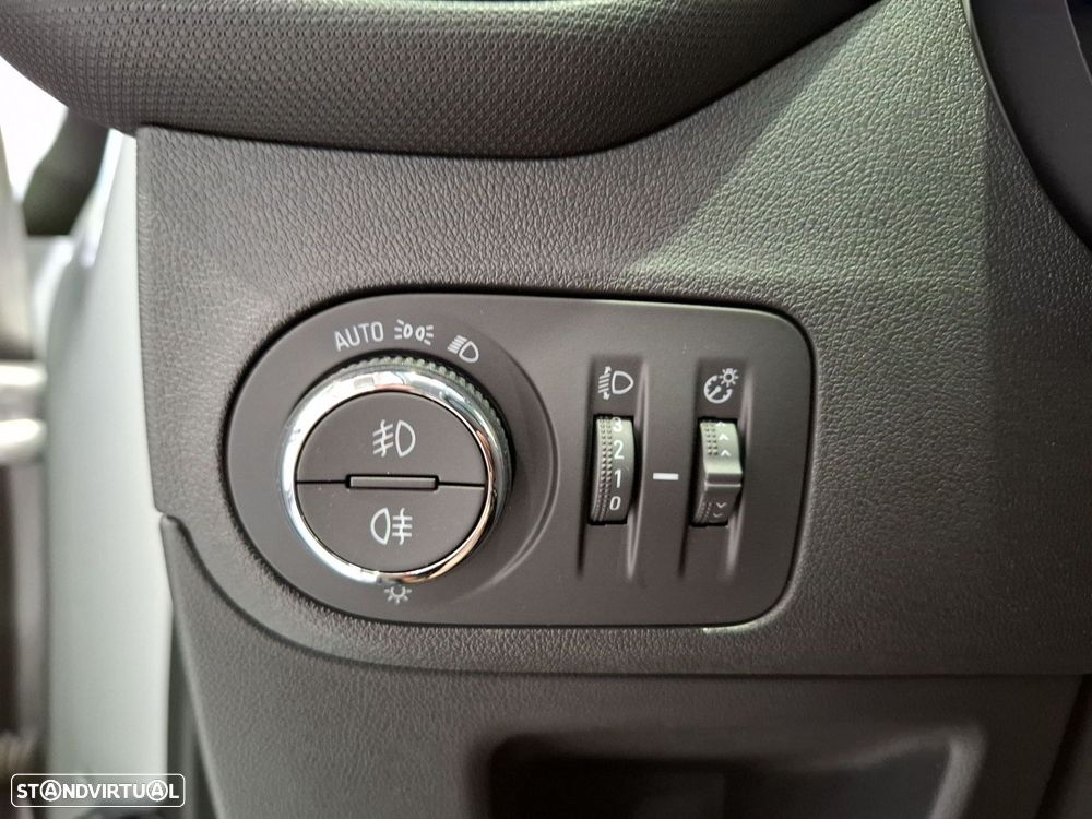 Opel Crossland 1.2 T Elegance - 21