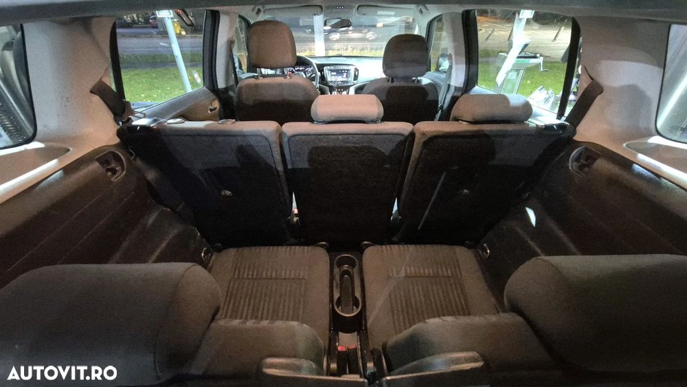 Opel Zafira Tourer 1.6 CDTI ECOTEC Start/Stop Cosmo - 12