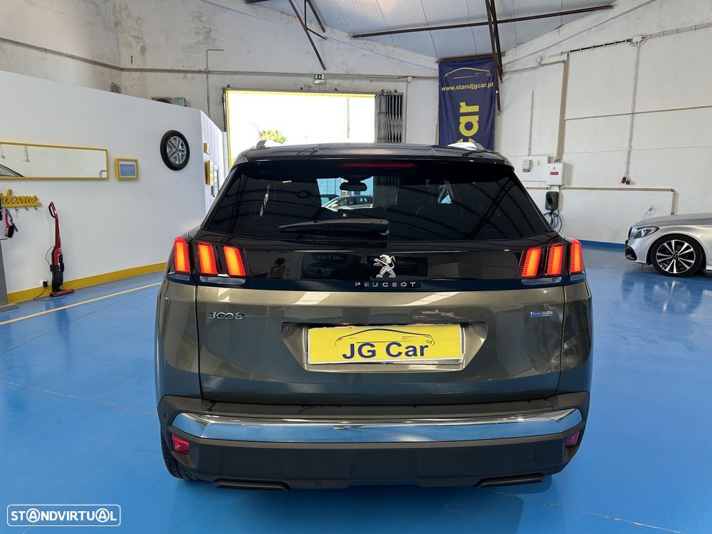 Peugeot 3008 - 8