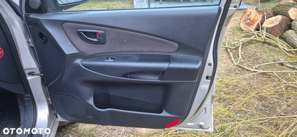Hyundai Tucson 2.0 Comfort 2WD - 14