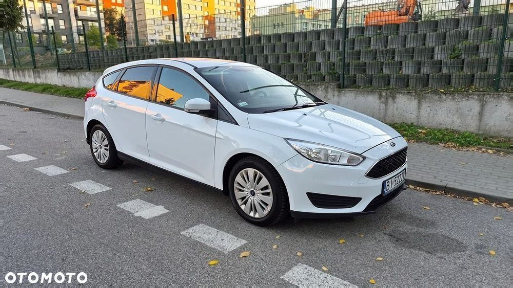 Ford Focus 1.6 Trend - 13