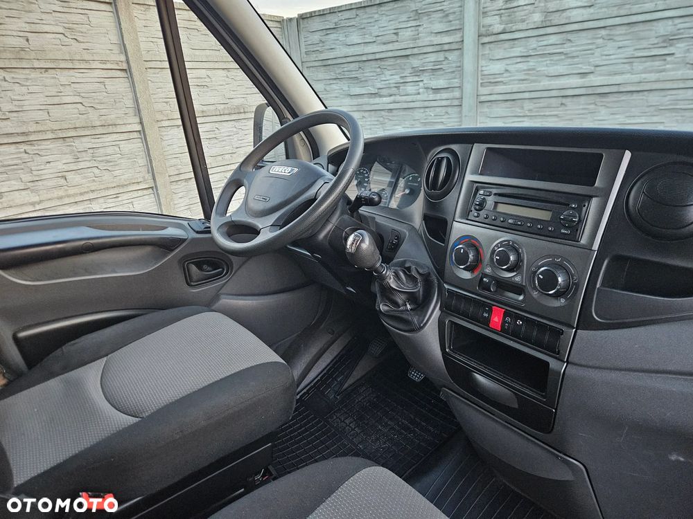 Iveco DAILY 35S13 - 17