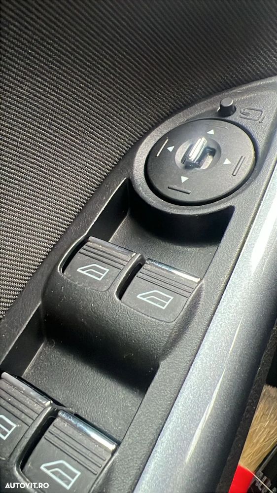 Ford Focus 1.6 TDCI DPF Titanium - 26