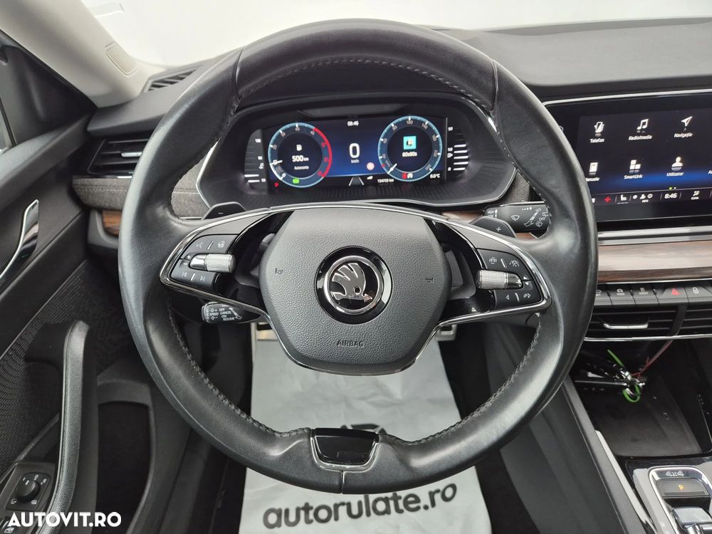 Skoda Octavia Combi 2.0 TDI DSG 4X4 Scout - 14