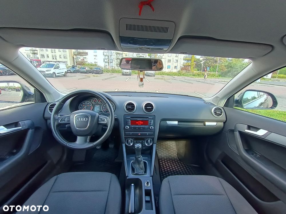 Audi A3 Sportback 1.6 Attraction - 13