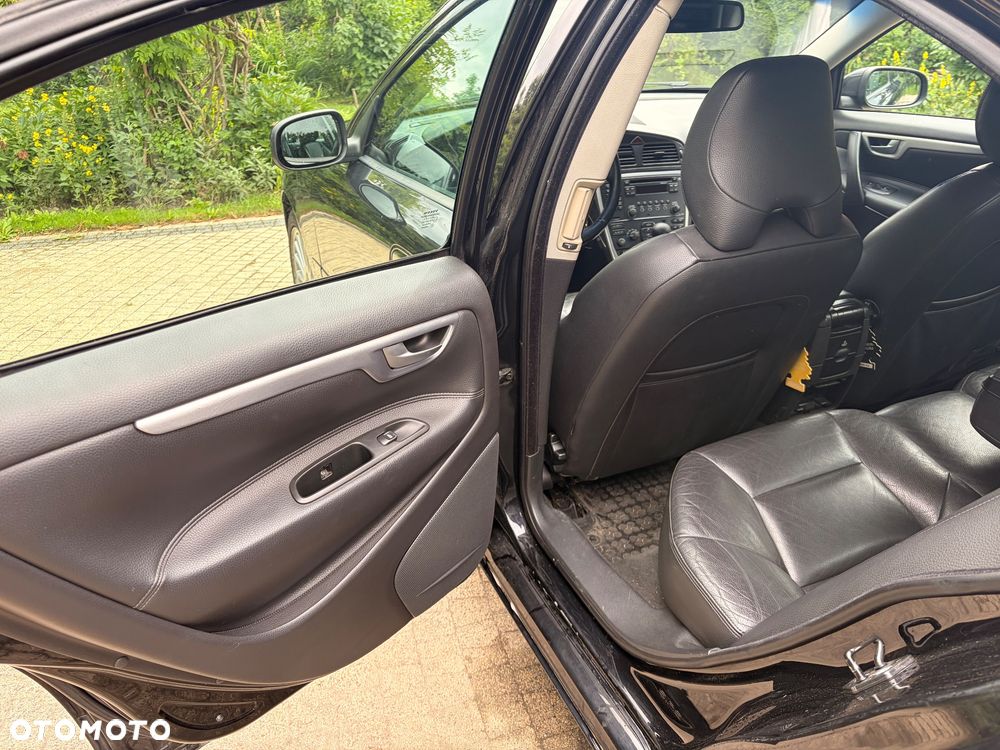 Volvo S60 2.4D5 Momentum - 12