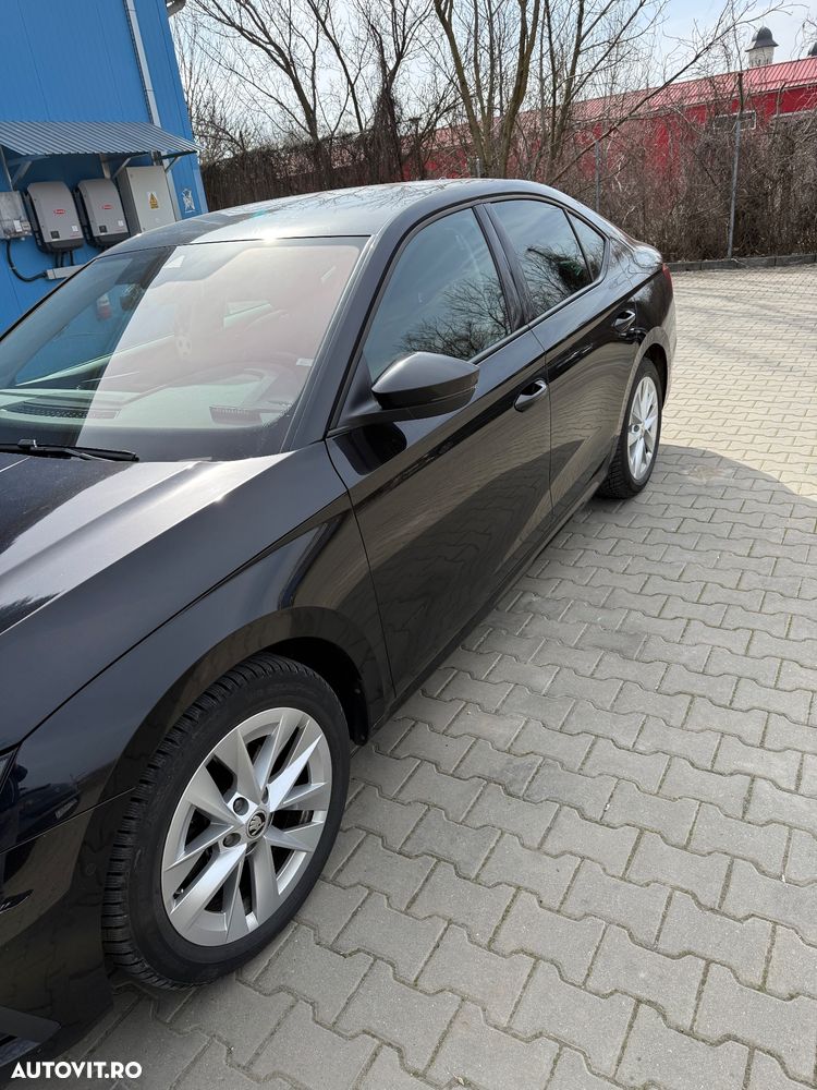 Skoda Octavia 2.0 TDI DSG Style - 2