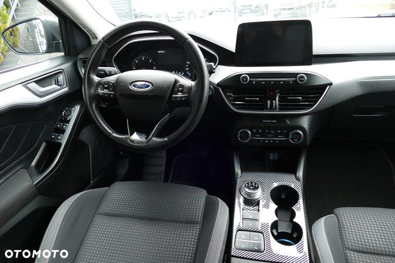 Ford Focus - 23
