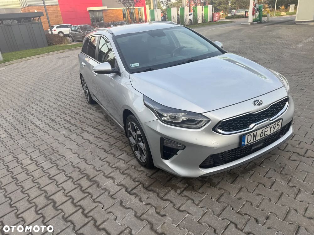 Kia Ceed Cee'd 1.6 CRDi L Business Line DCT - 3