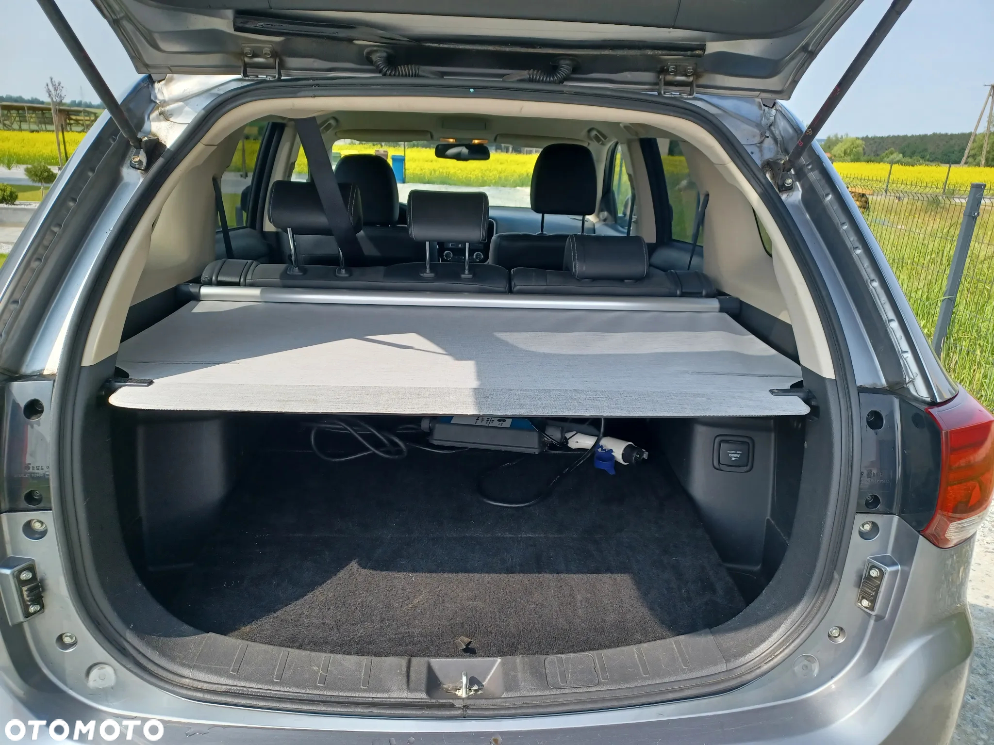Mitsubishi Outlander 2.0 4WD Plug-In Hybrid Plus - 31