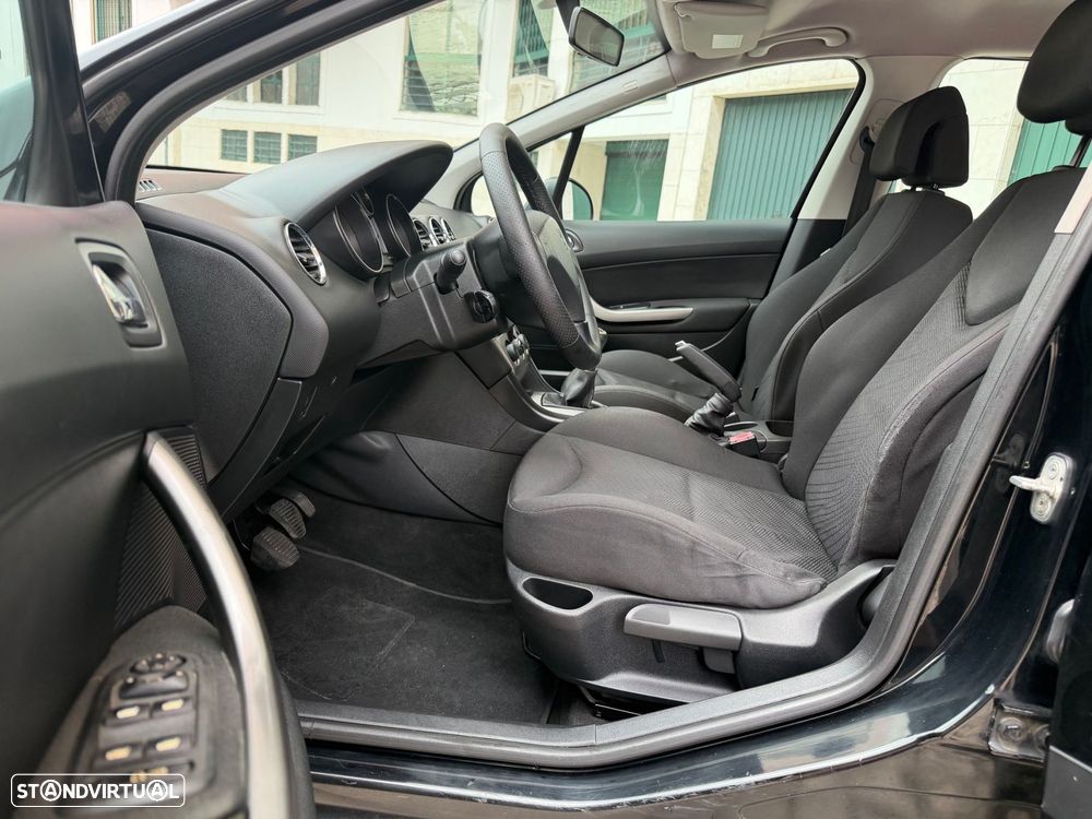 Peugeot 308 1.6 HDi Executive - 9