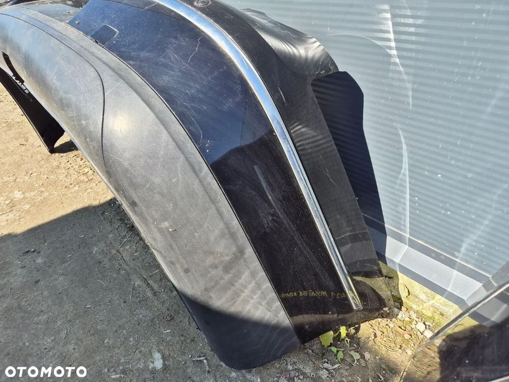 ORYGINALNY ZDERZAK  TYLNY  PASSAT B6 - 30