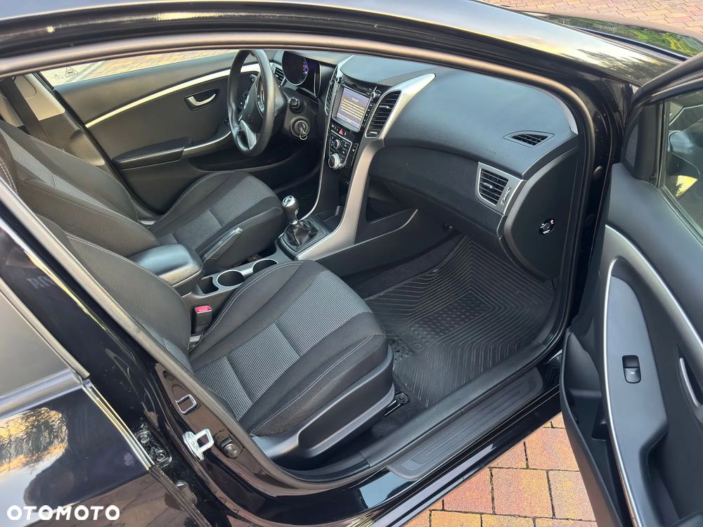 Hyundai i30 i30cw 1.4 Fifa World Cup Edition - 8