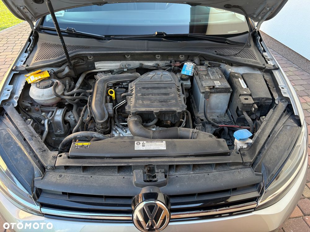 Volkswagen Golf 1.0 TSI BMT Trendline - 10