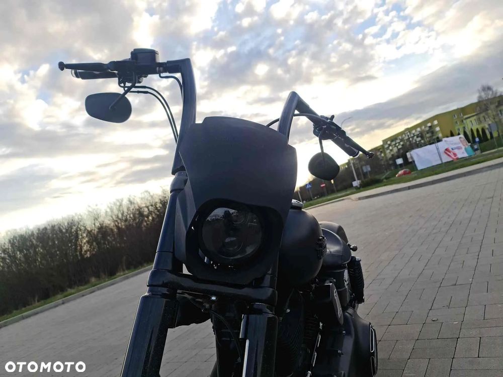 Harley-Davidson Dyna Street Bob - 9