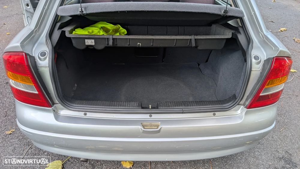 Opel Astra 1.4 Elegance - 9