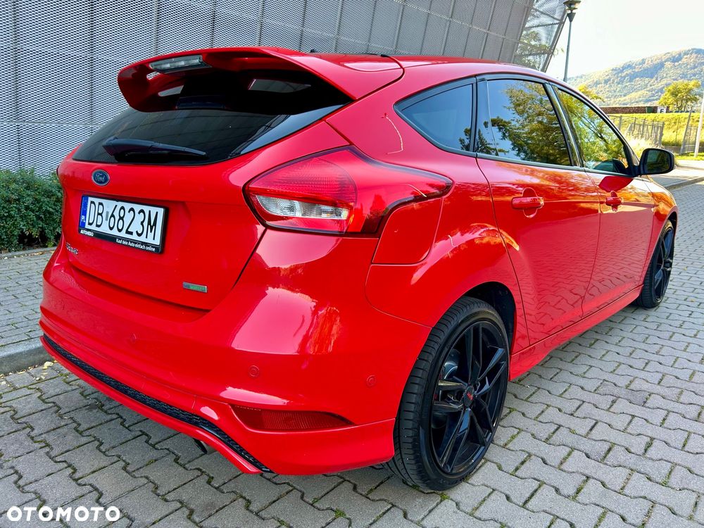 Ford Focus - 10