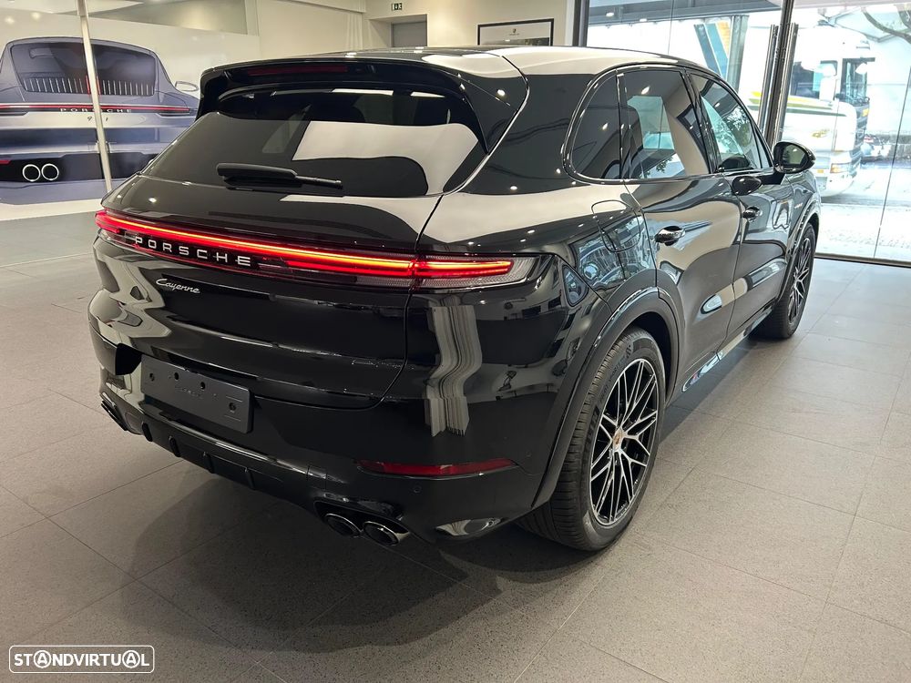 Porsche Cayenne - 6