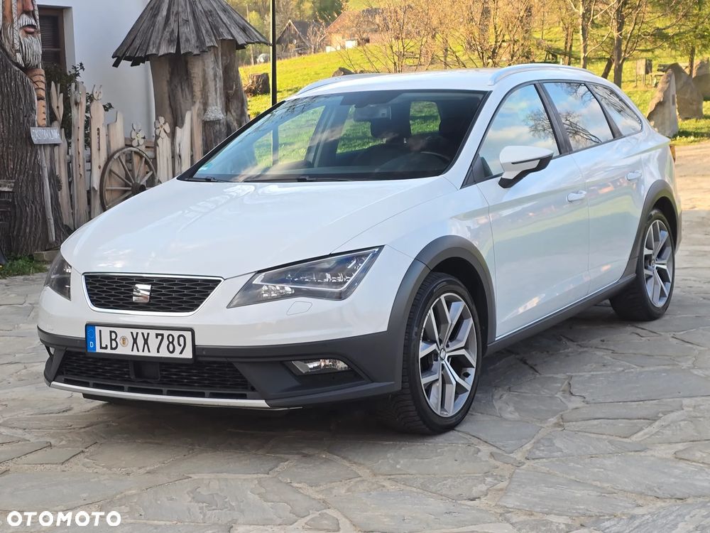 Seat Leon 2.0 TDI DPF Start&Stop XCELLENCE - 4