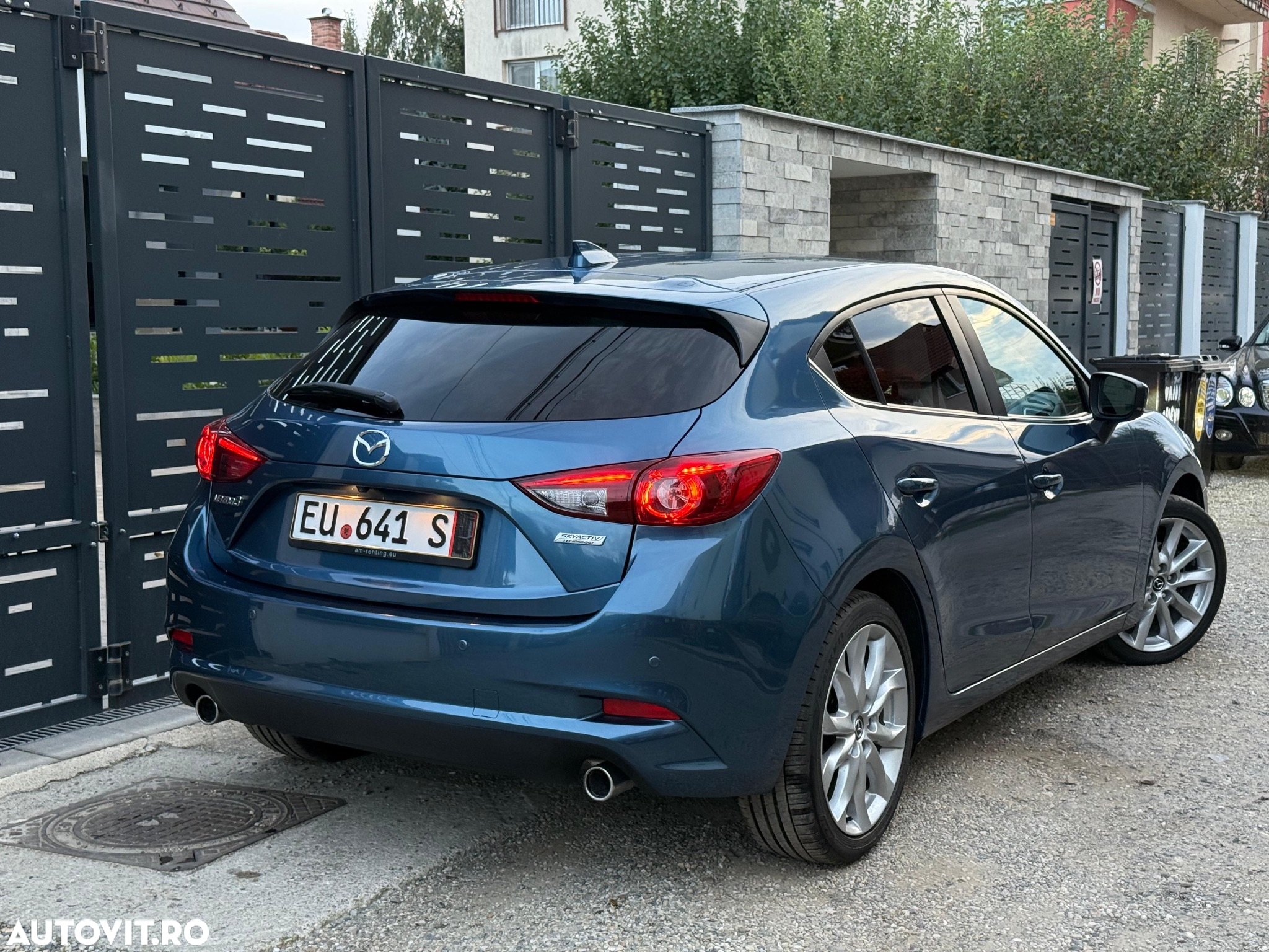 Mazda 3 SKYACTIV-G 165 Exclusive-Line - 4
