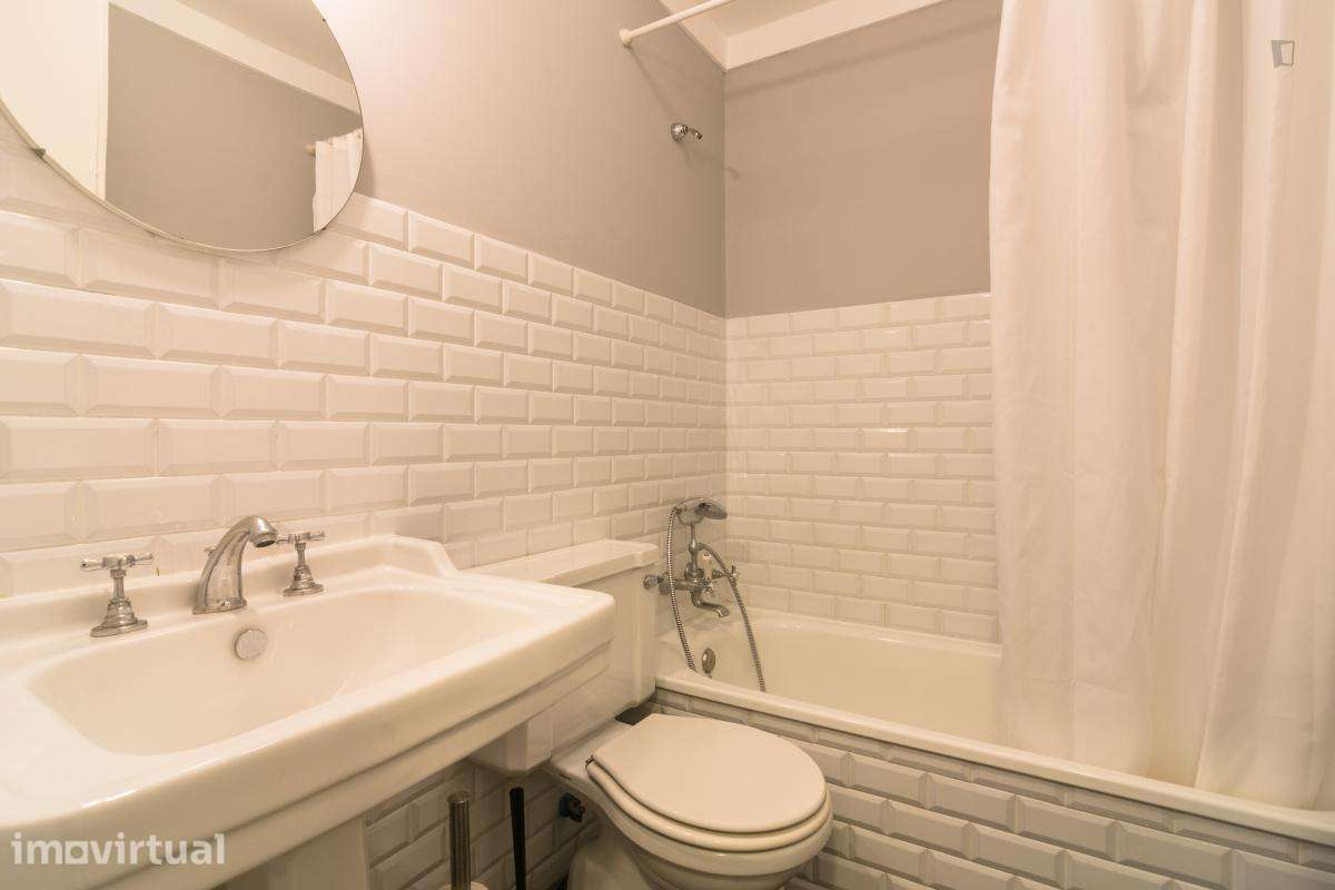 Apartamento com 2 quartos - localizado em Mouraria Lisbon - Grande imagem: 2/15