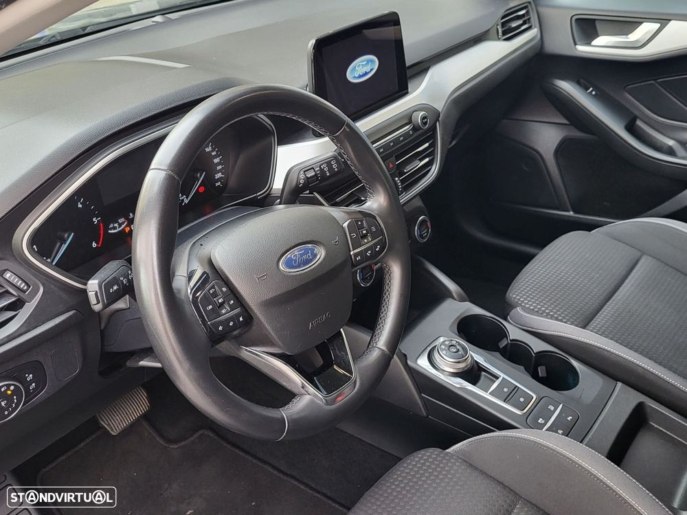 Ford Focus SW 1.5 TDCi EcoBlue Connected Aut. - 17