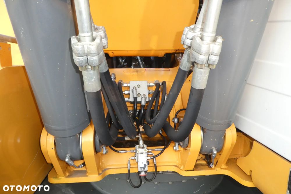 Liebherr R 922 LC SPROWADZONY - 20